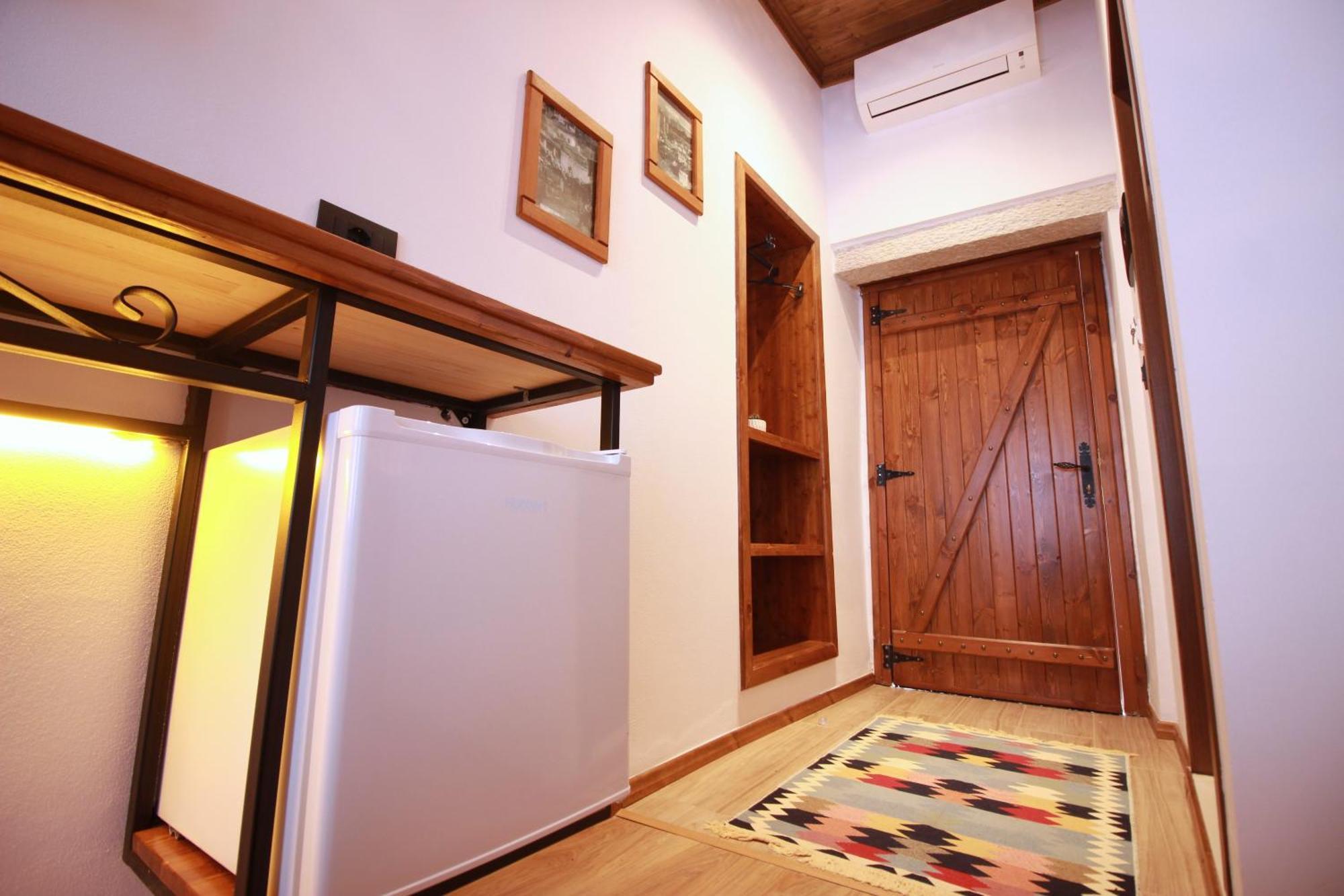 Grey Stone Hotel Gjirokastër Eksteriør billede