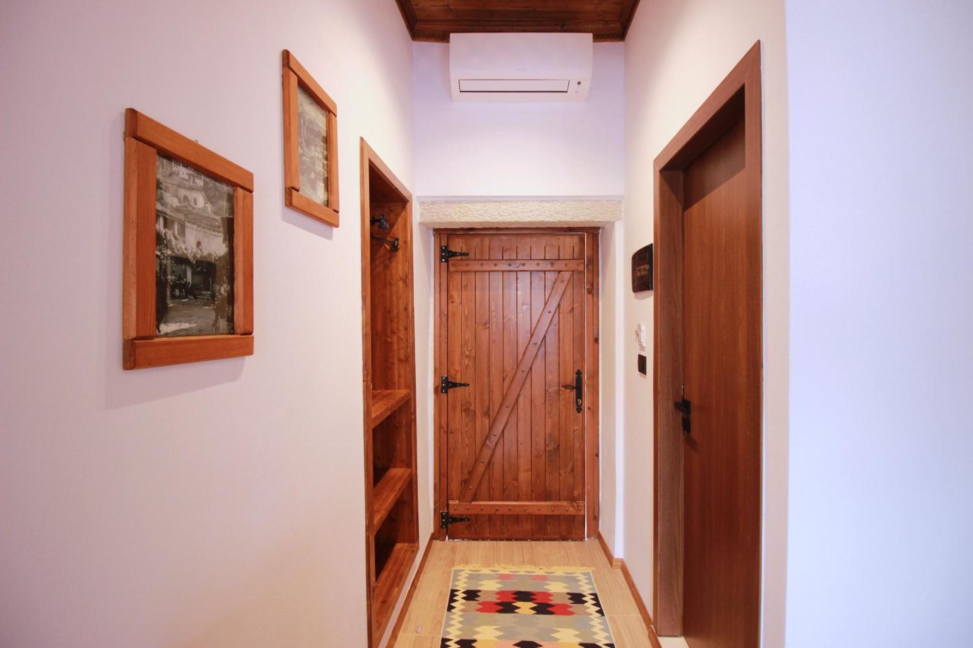 Grey Stone Hotel Gjirokastër Eksteriør billede