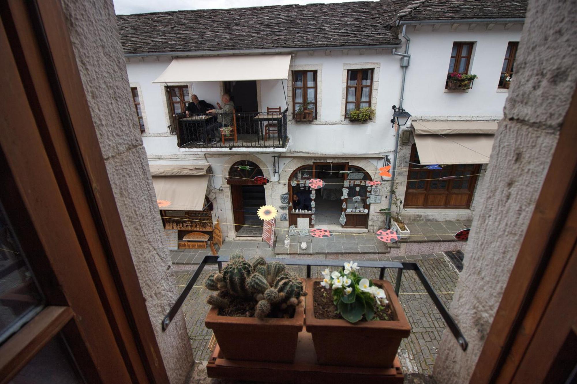 Grey Stone Hotel Gjirokastër Eksteriør billede