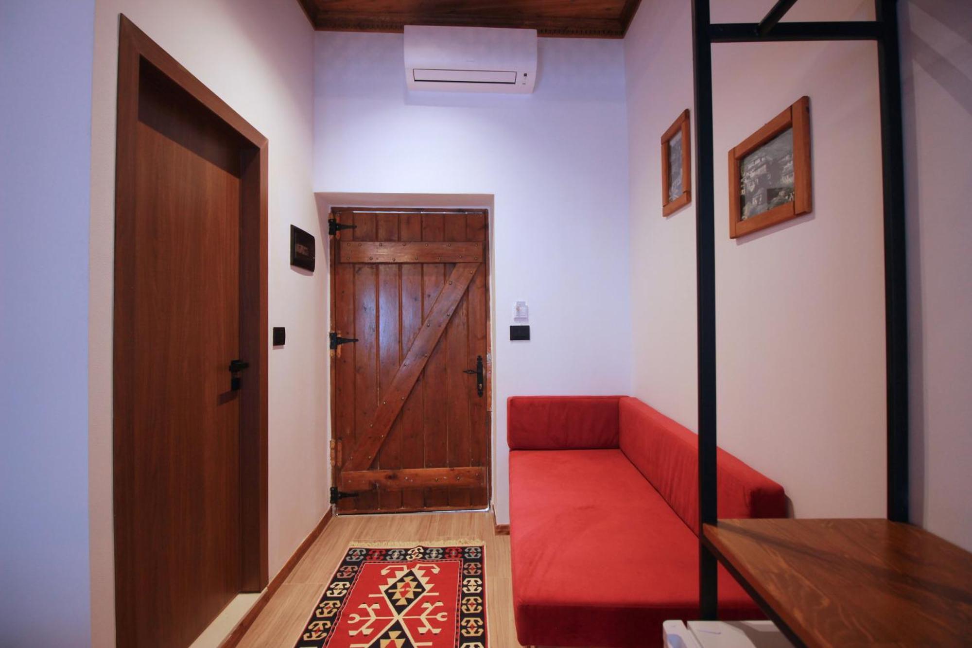Grey Stone Hotel Gjirokastër Eksteriør billede