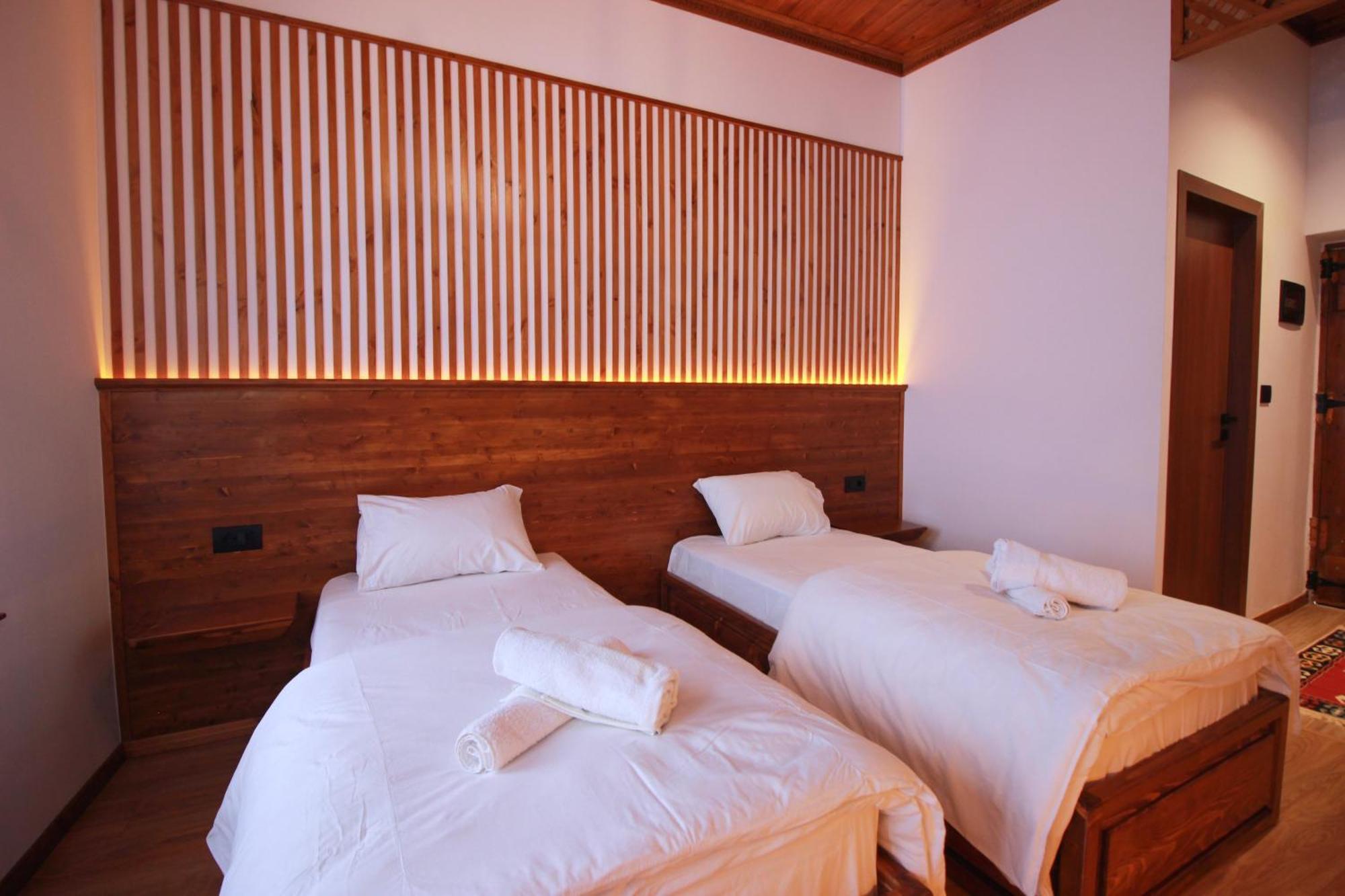Grey Stone Hotel Gjirokastër Eksteriør billede