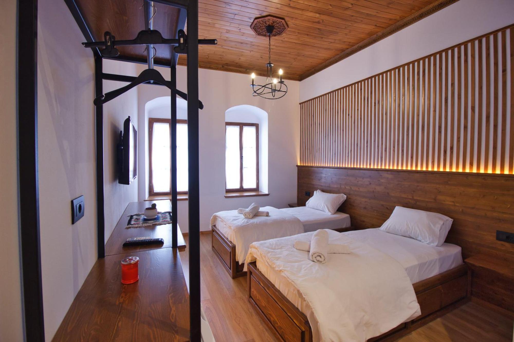 Grey Stone Hotel Gjirokastër Eksteriør billede